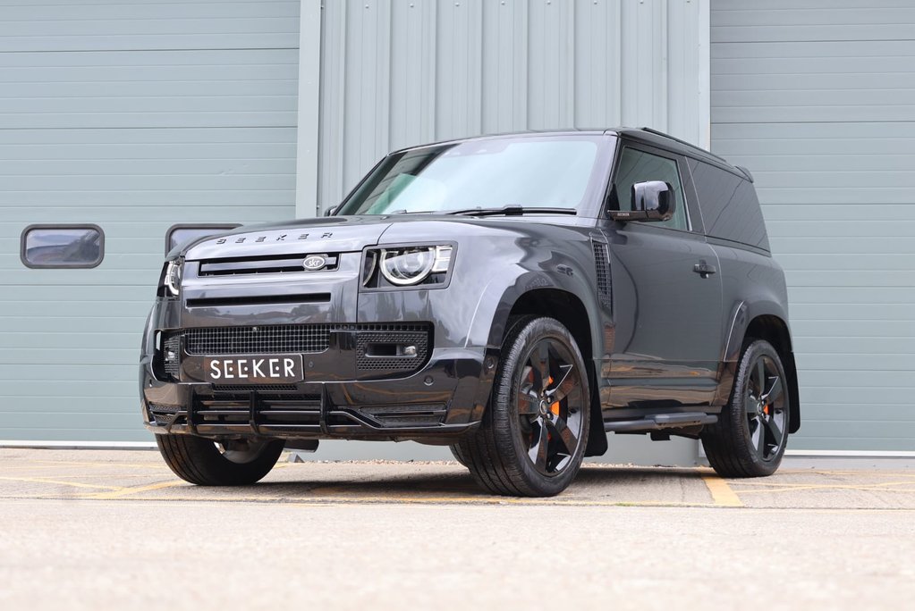 Land Rover Defender 90 HARD TOP X-DYNAMIC HSE STYLED BY SEEKER SUPER LOW MILES  1