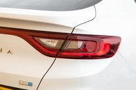 Renault Arkana RS LINE E-TECH 8