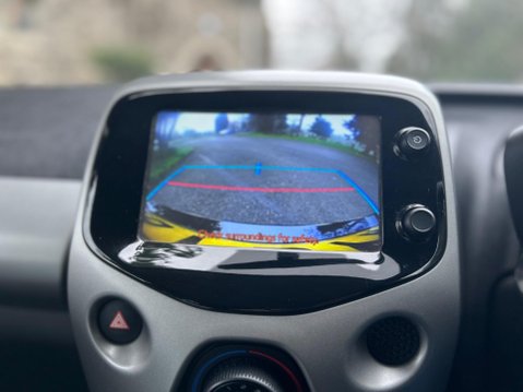 Toyota Aygo VVT-I X-PLAY 4