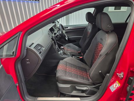 Volkswagen Golf 2.0 TSI GTI TCR Hatchback 5dr Petrol DSG Euro 6 (s/s) (290 ps) 22