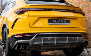 Lamborghini Urus 26