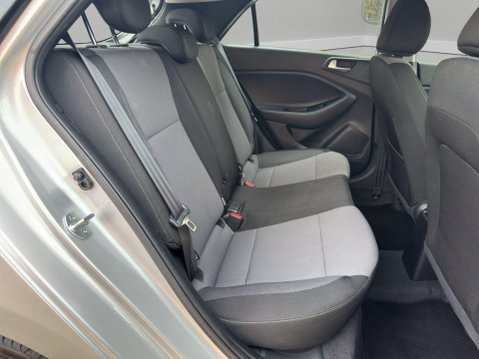 Hyundai i20 1.2 SE Launch Edition Euro 6 (s/s) 5dr 22