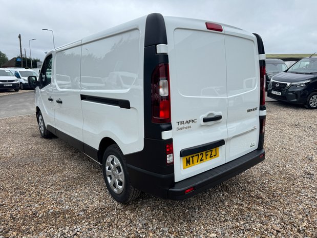 Renault Trafic LWB L2H1 Low Roof Business L130 EURO 6 10
