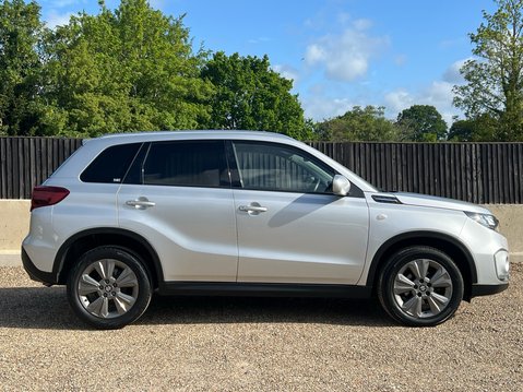 Suzuki Vitara SZ-T BOOSTERJET MHEV 5
