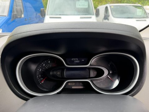 Renault Trafic 1.6 dCi ENERGY 27 Sport Nav Panel Van 5dr Diesel Manual SWB Standard Roof E 32