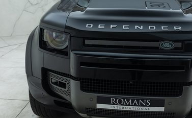 Land Rover Defender 90 V8 CARPATHIAN EDITION 29