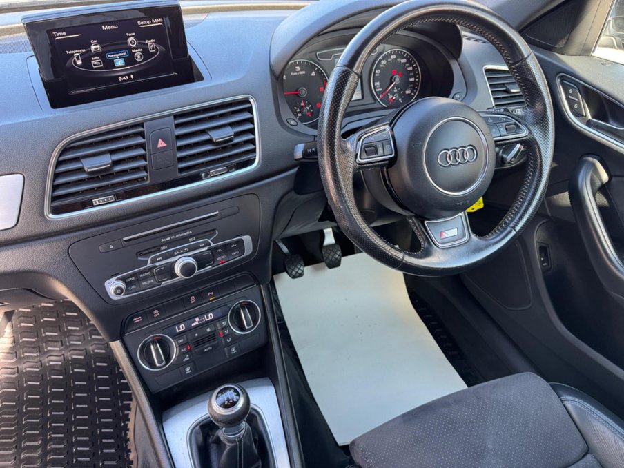 2016 Audi Q3 — image 13