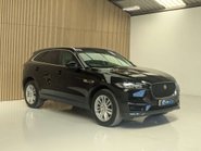 Jaguar F-Pace 2.0 F-PACE Portfolio AWD Auto 4WD 5dr 9