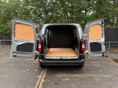 Peugeot Partner BLUEHDI PROFESSIONAL PREMIUM L1 37