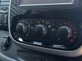 Renault Trafic 1.6 Trafic LL29 Sport Nav dCi 17