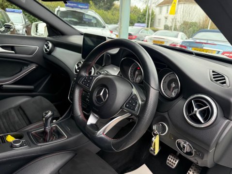 Mercedes-Benz GLA 2.1 GLA200d AMG Line Euro 6 (s/s) 5dr 33