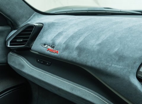 Ferrari 488 Pista 21