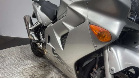 Honda VFR 1998 69K PROJECT BIKE VERY CLEAN SPARES OR REPAIR INJECTED NO VTEC 800CC 13