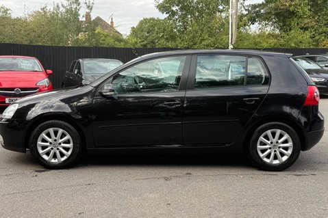Volkswagen Golf BLUEMOTION MATCH TDI -DEMO +1 OWNER -19 SERVICES -£35 ROAD TAX -SUNROOF 9