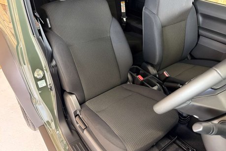 Suzuki Jimny SUZUKI JIMNY 1.5 SZ5 SUV 3dr Petrol Auto ALLGRIP Euro 6 (101 ps) 36