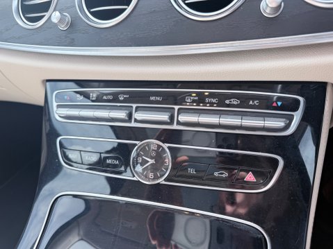 Mercedes-Benz E Class 2.0 E 220 D SE PREMIUM 18