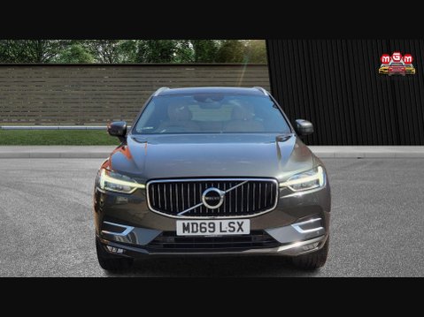 Volvo XC60 B4 INSCRIPTION AWD 5