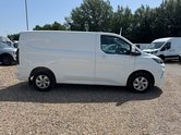 Ford Transit Custom SWB L1H1 Low Roof Limited 320 Air Con Alloys Sensors EURO 6 5