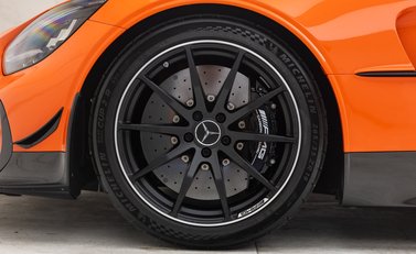 Mercedes-Benz Amg GT BLACK SERIES 32