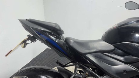 Suzuki GSX-S GSR750 2017 25K NAKED BIKE 750CC MOT WARRANTY 30