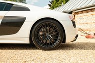 Audi R8 5.2 FSI V10 Plus S Tronic quattro Euro 6 (s/s) 2dr 11