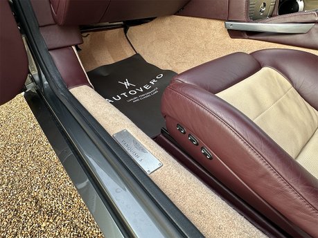 Aston Martin Vanquish V12 S 52