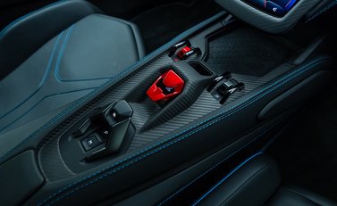 Lamborghini Revuelto 22