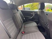 Vauxhall Insignia 1.8 Insignia SRi 5dr 28
