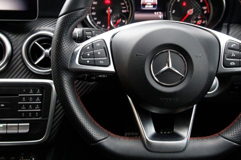 Mercedes-Benz A Class A 180 D AMG LINE 17