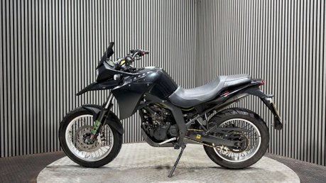 Derbi GP TERRA 125 2016 11K MOT ENDURO / SUPERMOTO ROAD LEGAL PROJECT 125CC 4
