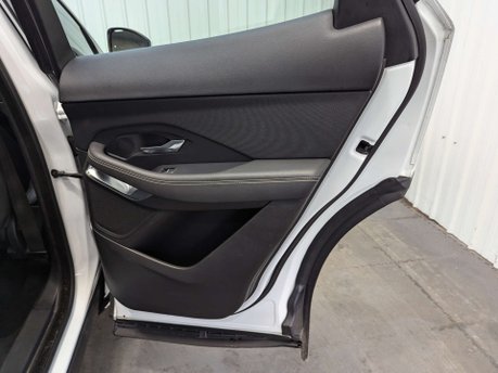 Jaguar E-Pace 2.0 E-Pace R-Dynamic D 4X2 5dr 66