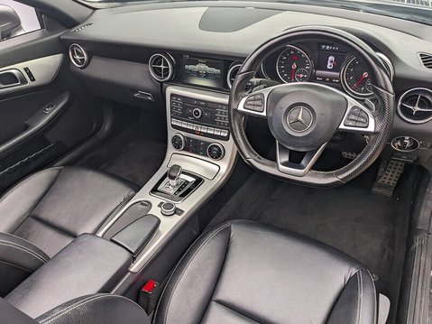 Mercedes-Benz SLC SLC 180 AMG LINE 13