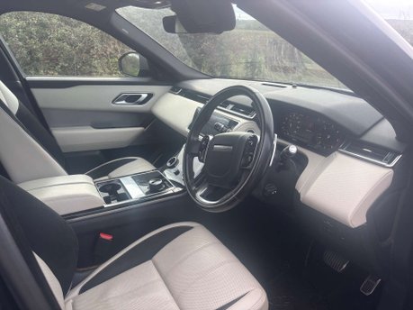 Land Rover Range Rover Velar 3.0 Range Rover Velar R-Dynamic SE D300 Auto 4WD 5dr 3