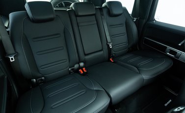 Mercedes-Benz G Class G400d AMG LINE PREMIUM PLUS 14