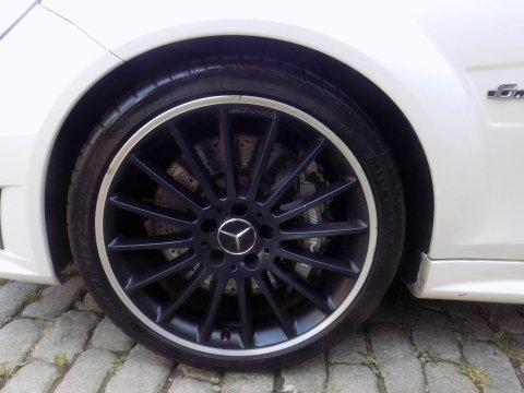 Mercedes-Benz C Class 6.3 C63 V8 AMG Edition (457bhp) 42