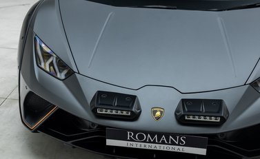 Lamborghini Huracan STERRATO 25
