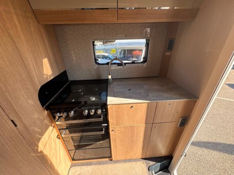 Auto-Trail Imala 615 AWAITING PREPARATION 13