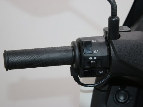 Yamaha Nmax 125 GPD125-A ABS 32