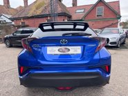 Toyota C-HR DYNAMIC 9