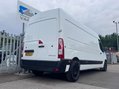 Renault Master 2.3 dCi 35 Business+ Panel Van 4dr Diesel Manual FWD LWB Medium Roof Euro 6 31