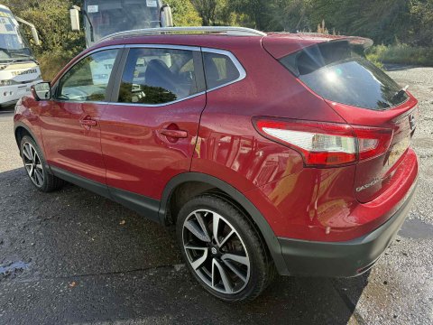 Nissan Qashqai TEKNA DIG-T 4