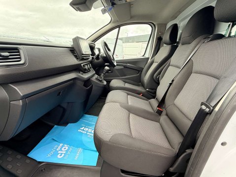 Renault Trafic 2.0 Trafic LL30 Business+ Blue dCi 9