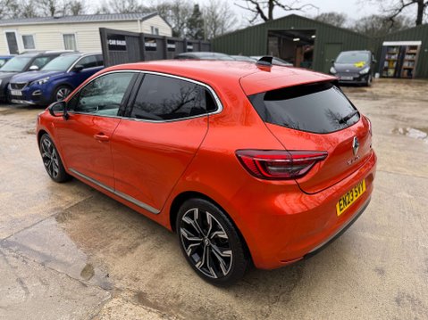 Renault Clio 1.6 Clio Techno E-Tech HEV Auto 5dr 21