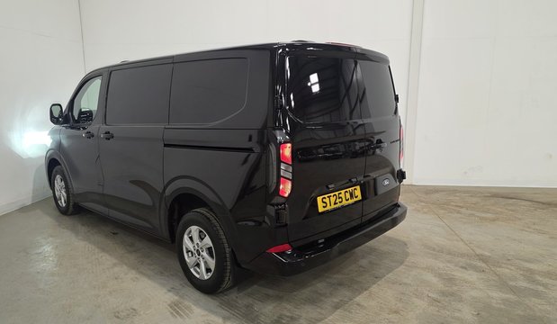 Ford Transit Custom Transit Custom 2.0 EcoBlue 136ps H1 Van Limited Auto