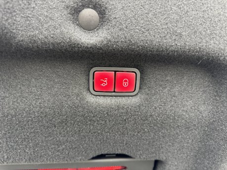 Mercedes-Benz SL Series SL63 AMG Performance V8 BiTurbo 4Matic+ Auto Petrol Convertible RED LEATHER 54