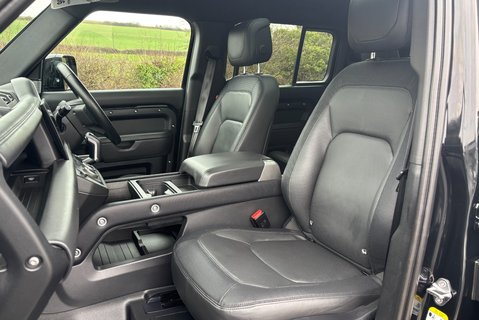 Land Rover Defender 130 D300 Outbound 5dr 3
