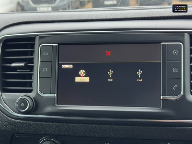 Vauxhall Vivaro AUTO LWB L2H1 Low Roof 3100 Dynamic Air Con SELECT 22