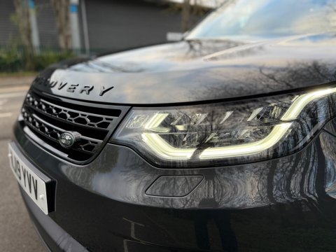 Land Rover Discovery 3.0 SD V6 HSE SUV 5dr Diesel Auto 4WD Euro 6 (s/s) (306 ps) 36