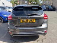 Ford Focus ST-LINE X 8