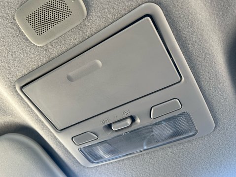 Mitsubishi L200 DI-D 4WD BARBARIAN DCB 24